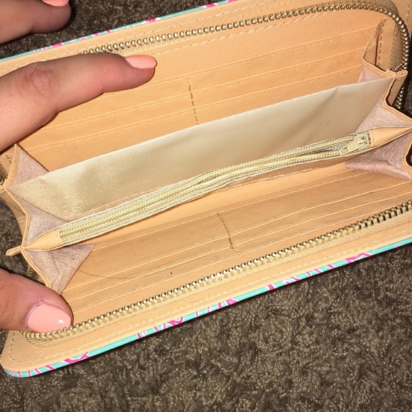 Simply southern wallet. - Picture 2 of 3